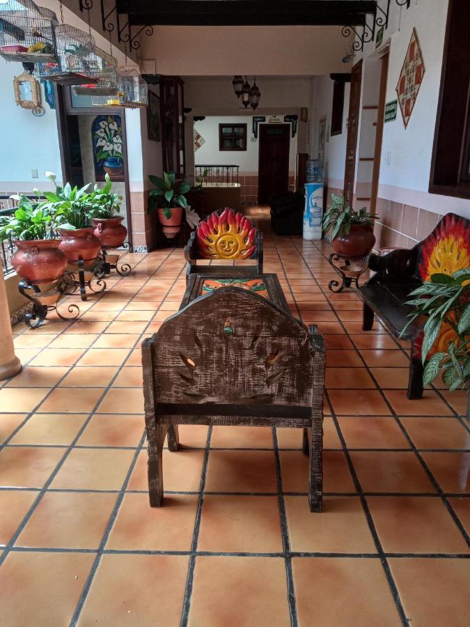 Hotel Regis Uruapan  Exterior photo